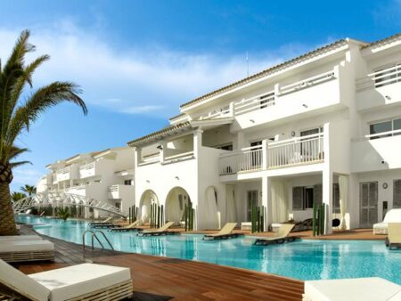 Ushuaïa Ibiza Beach Hotel - adults only - zomer 2023
