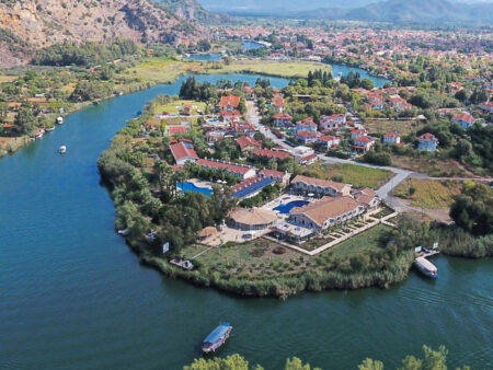 Dalyan Resort Spa in Dalyan