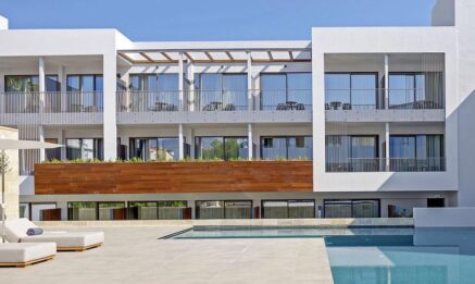 Ikones Seafront Luxury Suites