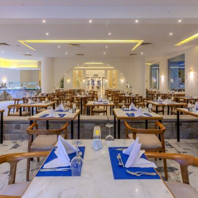 Hotel Casa Blue Beach Resort