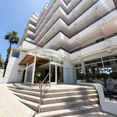 Coral Ocean View - adults only