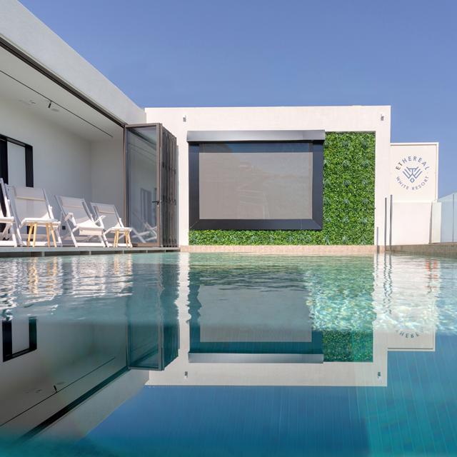 Ethereal White Hotel - Afbeelding 5