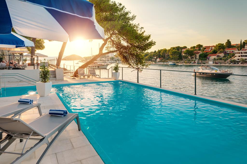 Milna Osam Adult Only - Afbeelding 2